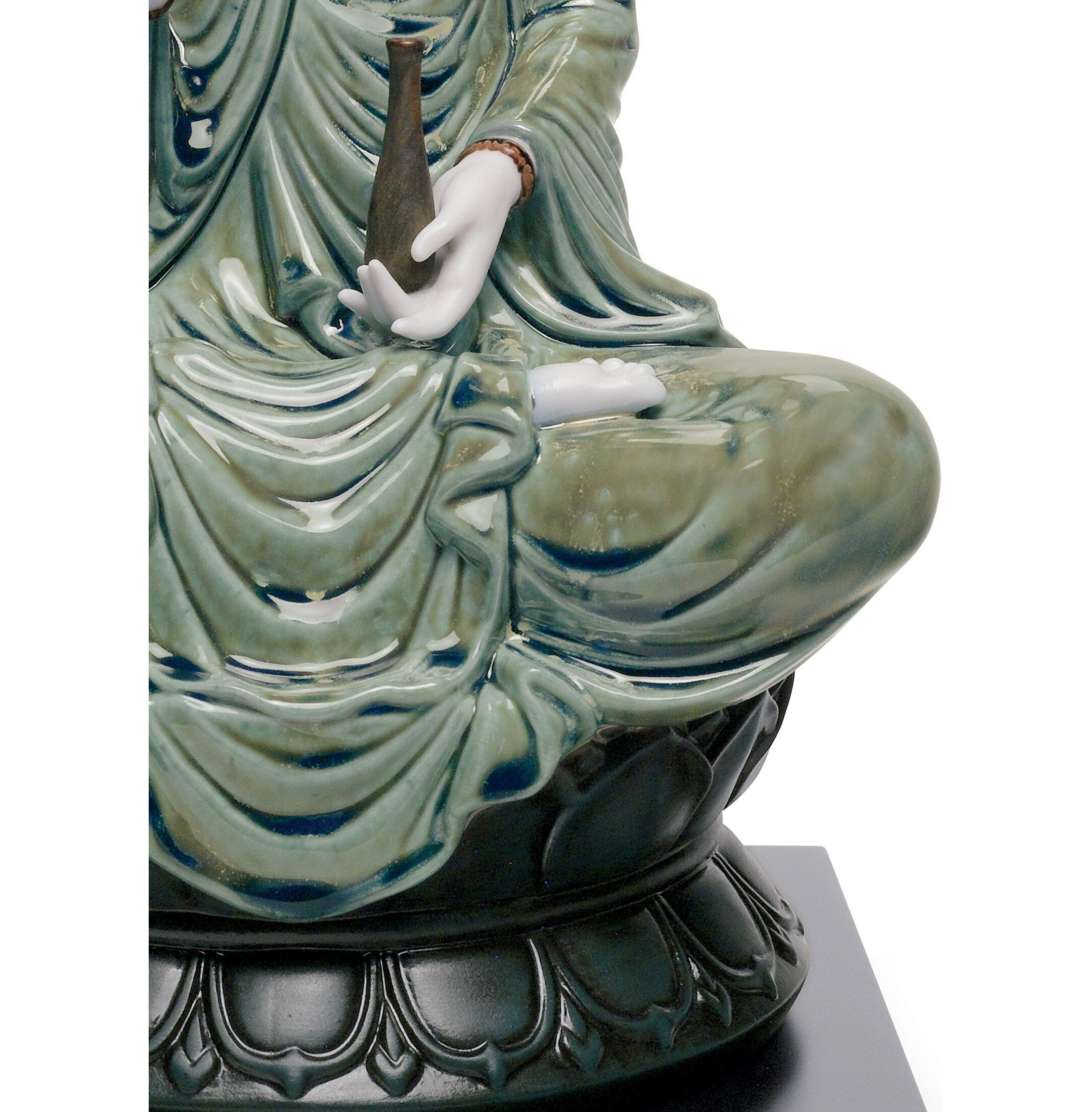 Figurka Kwan Yin. Zielony Figurka Kwan Yin. Zielony