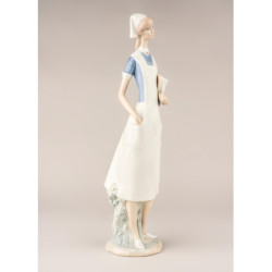 Figurka pielęgniarki Figurka pielęgniarki