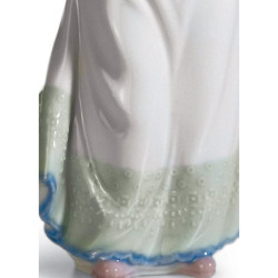 Figurka dziewczyny z okazji urodzin Figurka dziewczyny z okazji urodzin