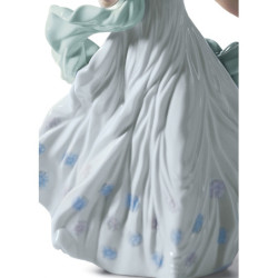 Letnia serenada figurka kobiety Letnia serenada figurka kobiety