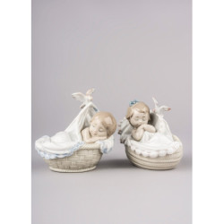 Czułe sny figurka chłopca Czułe sny figurka chłopca