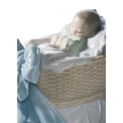 Nowa figurka chłopca skarbu Nowa figurka chłopca skarbu