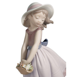 Ładna niewinność Figurka dziewczyny Ładna niewinność Figurka dziewczyny