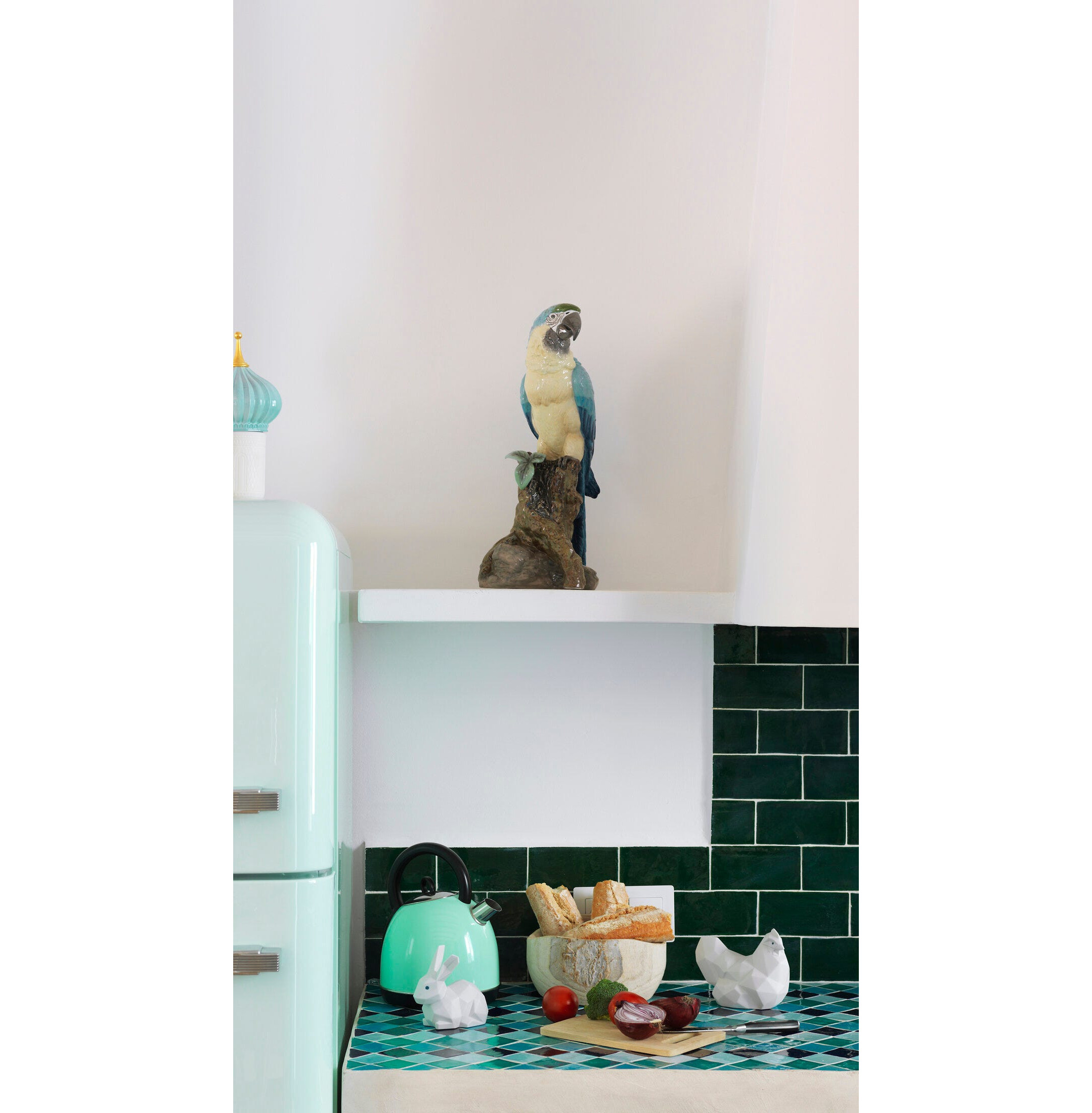 Rzeźba ptaka ara Rzeźba ptaka ara