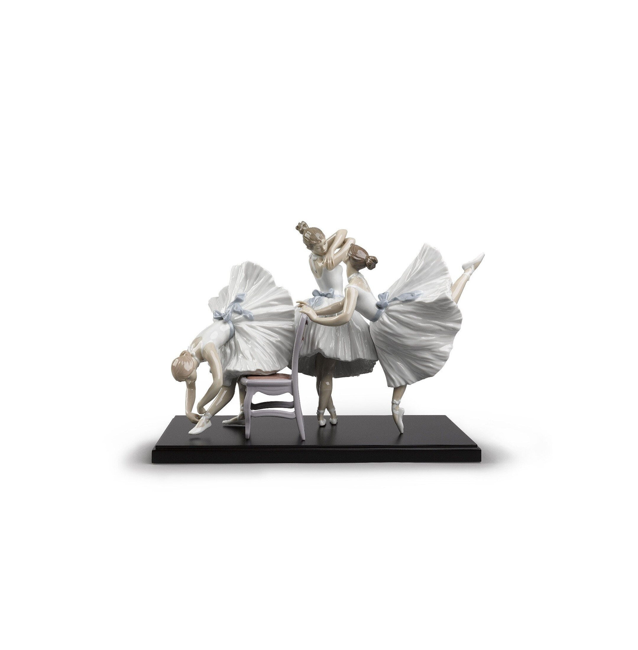 Figurka baletowa za kulisami. Limitowana Figurka baletowa za kulisami. Limitowana