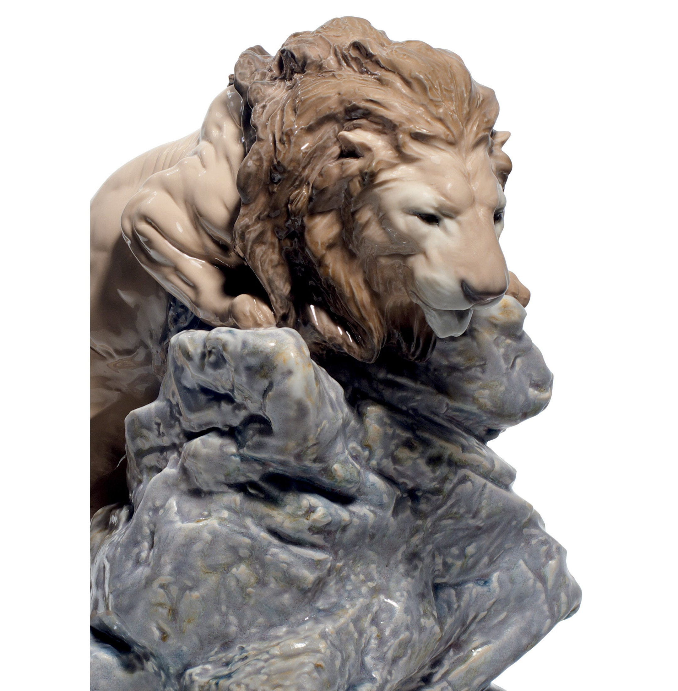 Figurka Rzucającego się Lwa Figurka Rzucającego się Lwa