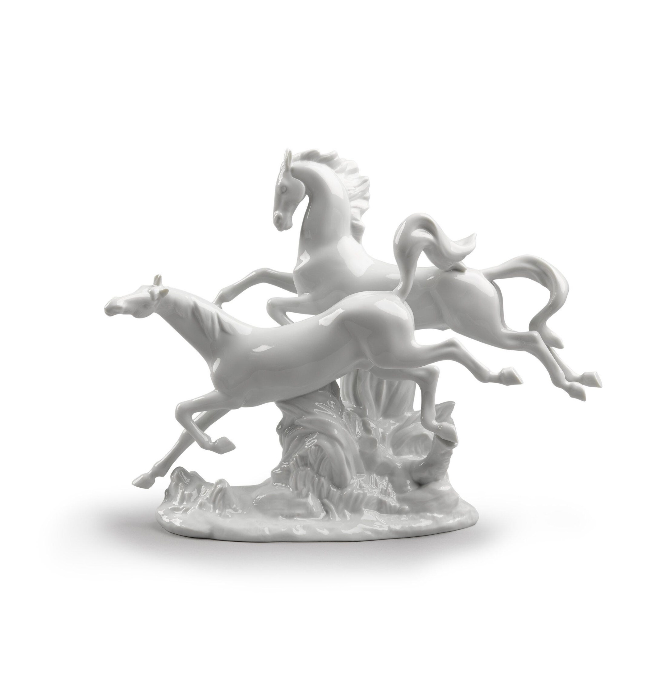 Figurka galopujących koni Figurka galopujących koni