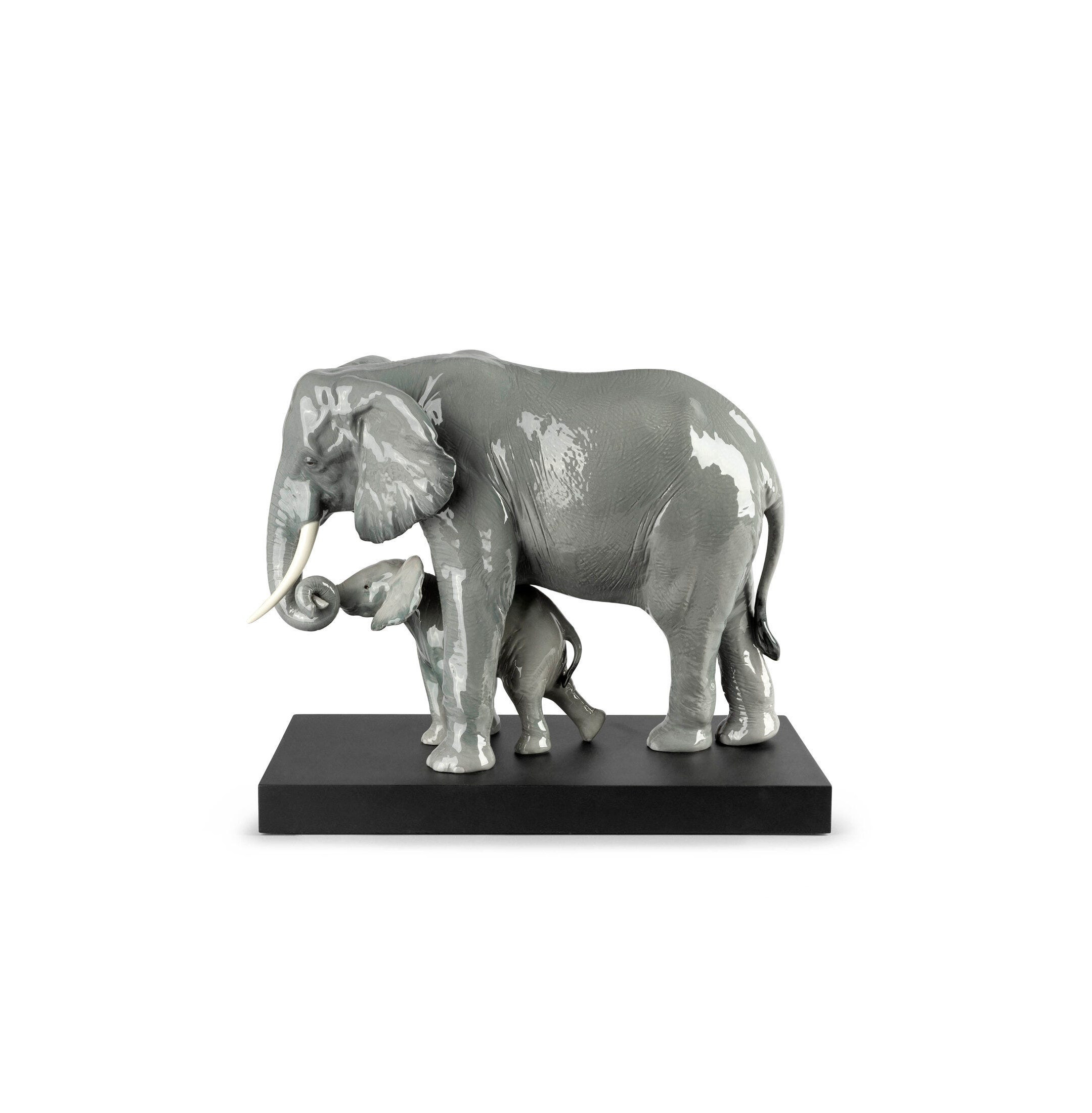 Wytyczanie drogi Rzeźba słoni Wytyczanie drogi Rzeźba słoni