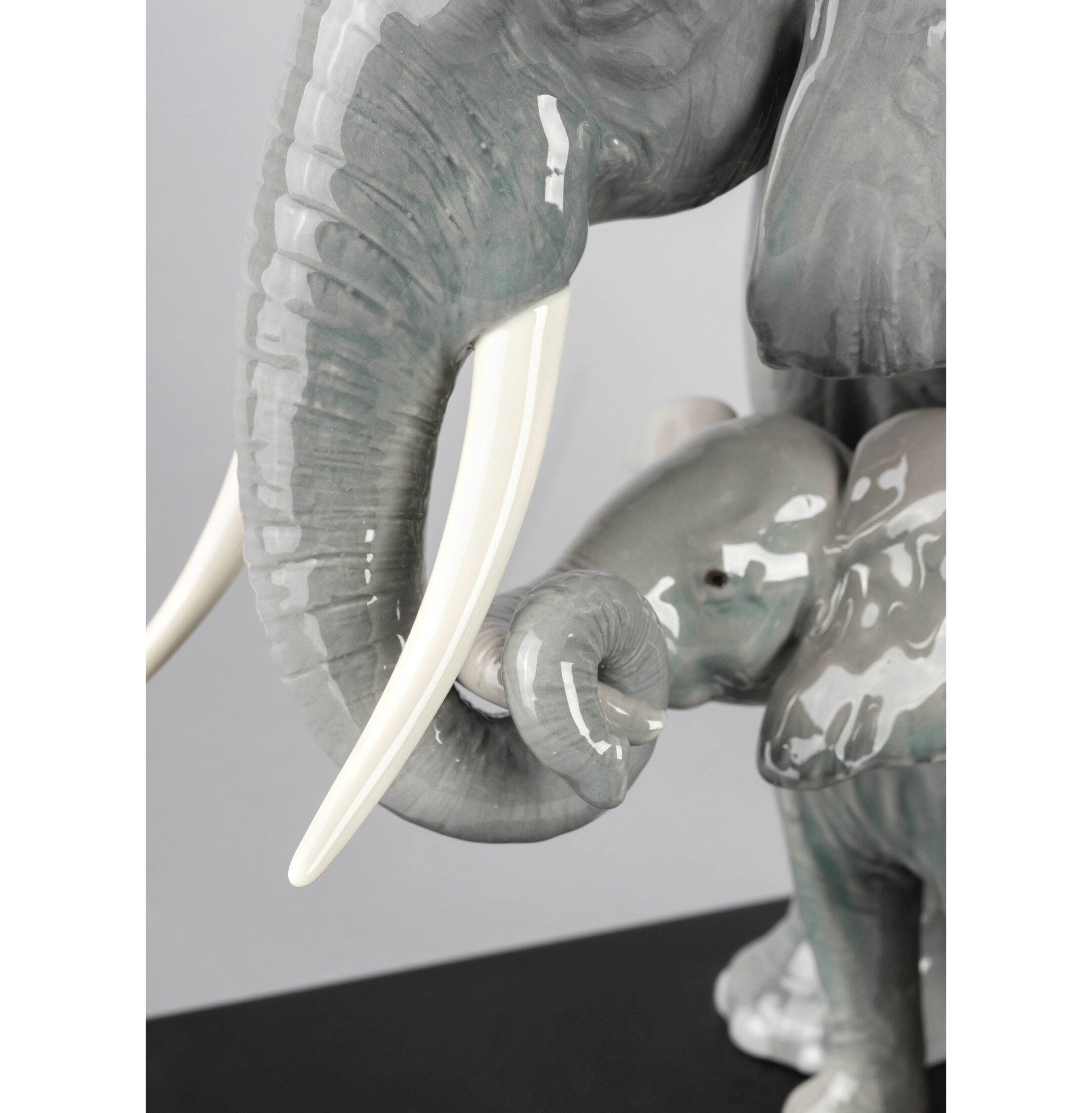 Wytyczanie drogi Rzeźba słoni Wytyczanie drogi Rzeźba słoni