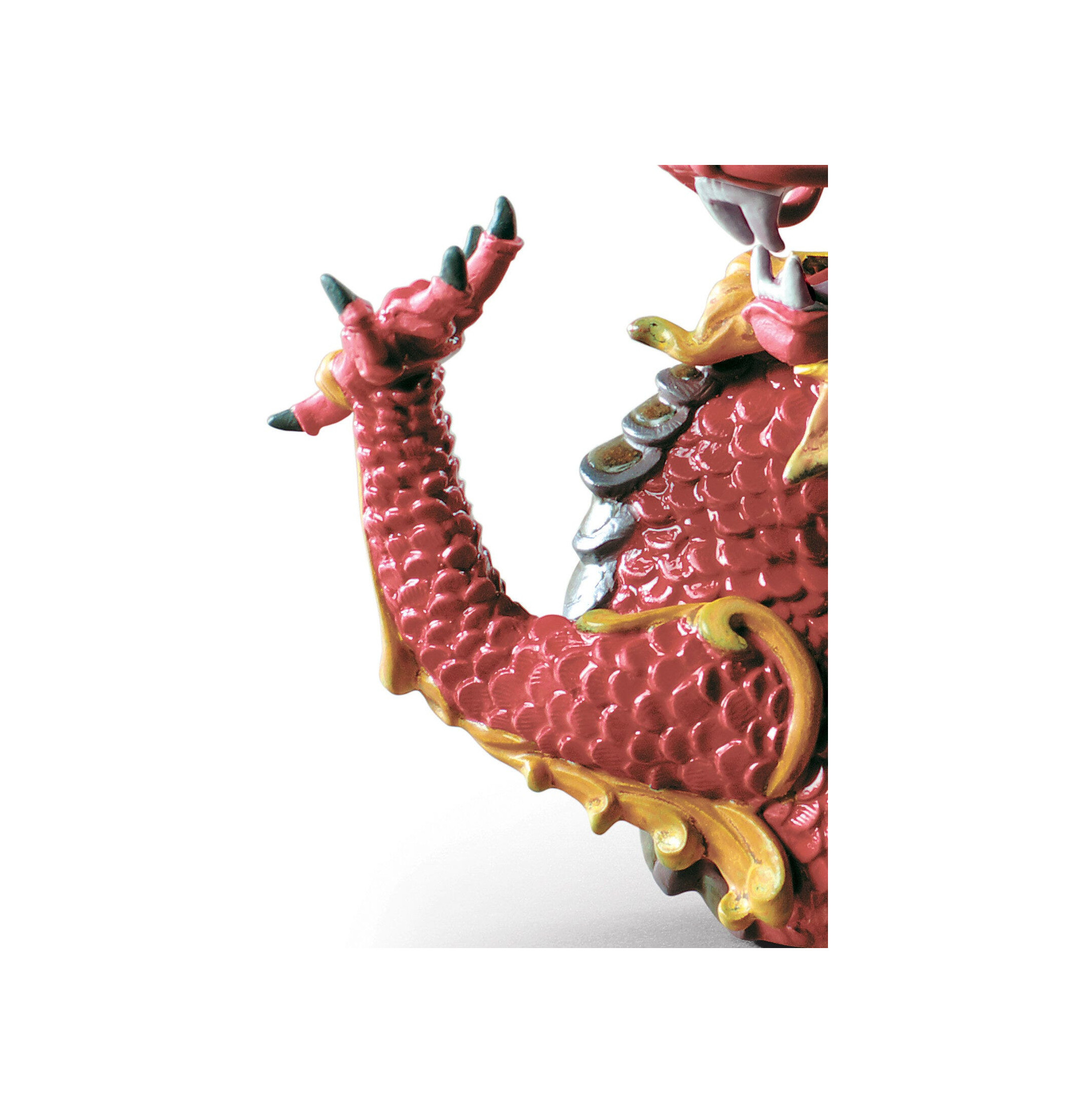 Majestatyczny smok rzeźba Majestatyczny smok rzeźba