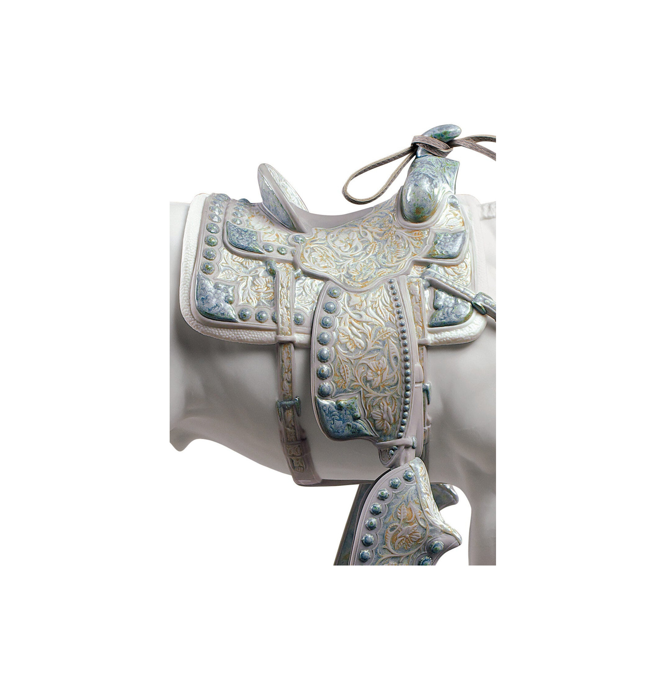 Rzeźba konia z białej ćwiartki Rzeźba konia z białej ćwiartki