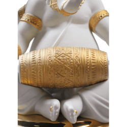 Figurka Mridangam Ganesha . Złoty połysk Figurka Mridangam Ganesha . Złoty połysk