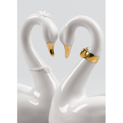 Figurka Niekończące się Łabędzie Miłości. Złoty połysk Figurka Niekończące się Łabędzie Miłości. Złoty połysk