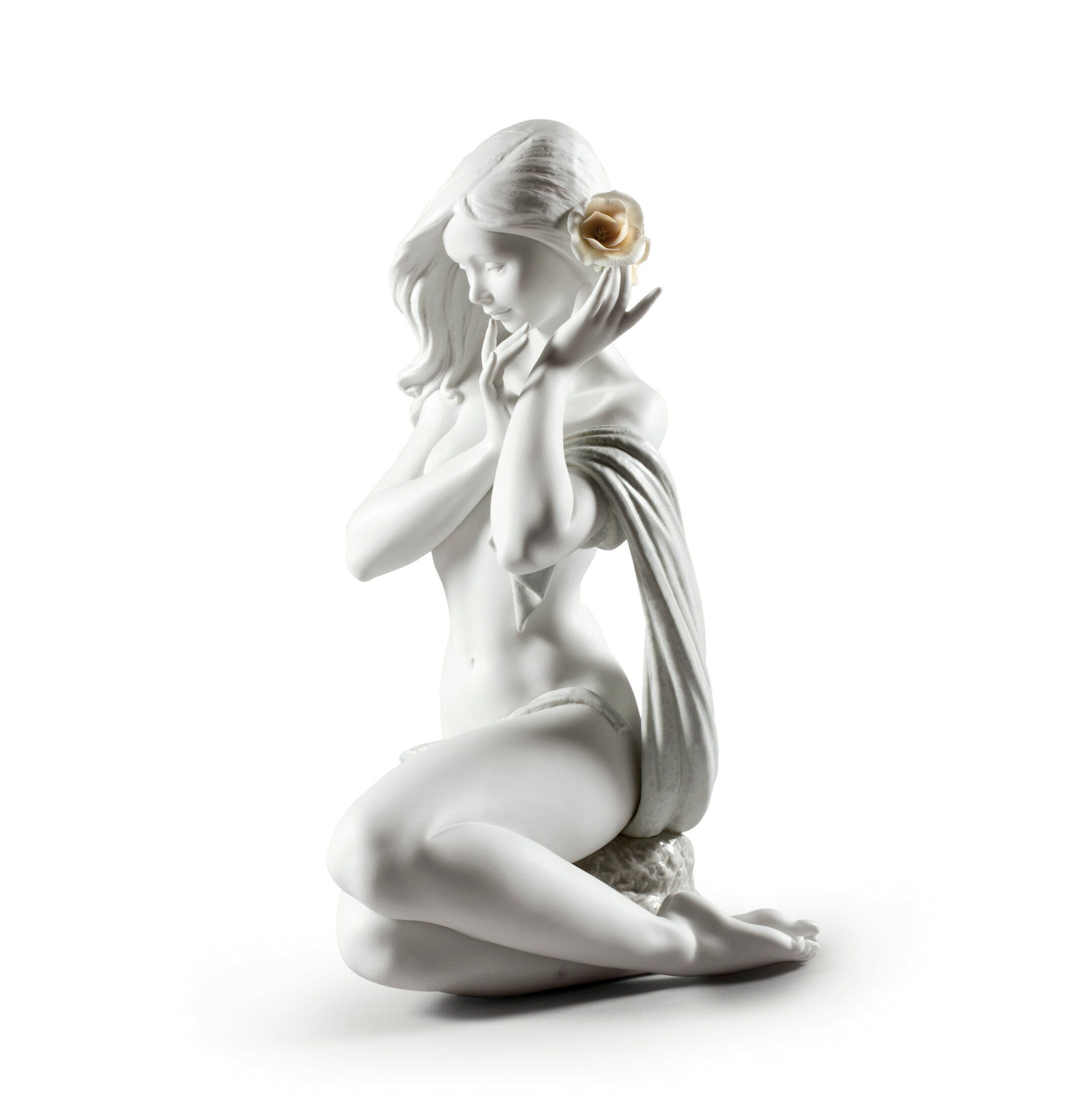 Subtelna figurka kobiety w świetle księżyca. Biały. Limitowana Subtelna figurka kobiety w świetle księżyca. Biały. Limitowana