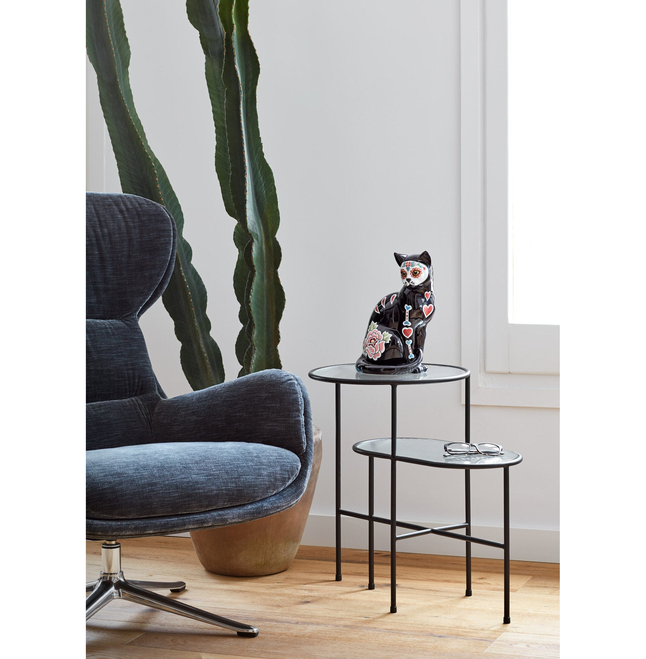 Figurka kota Catrina Figurka kota Catrina