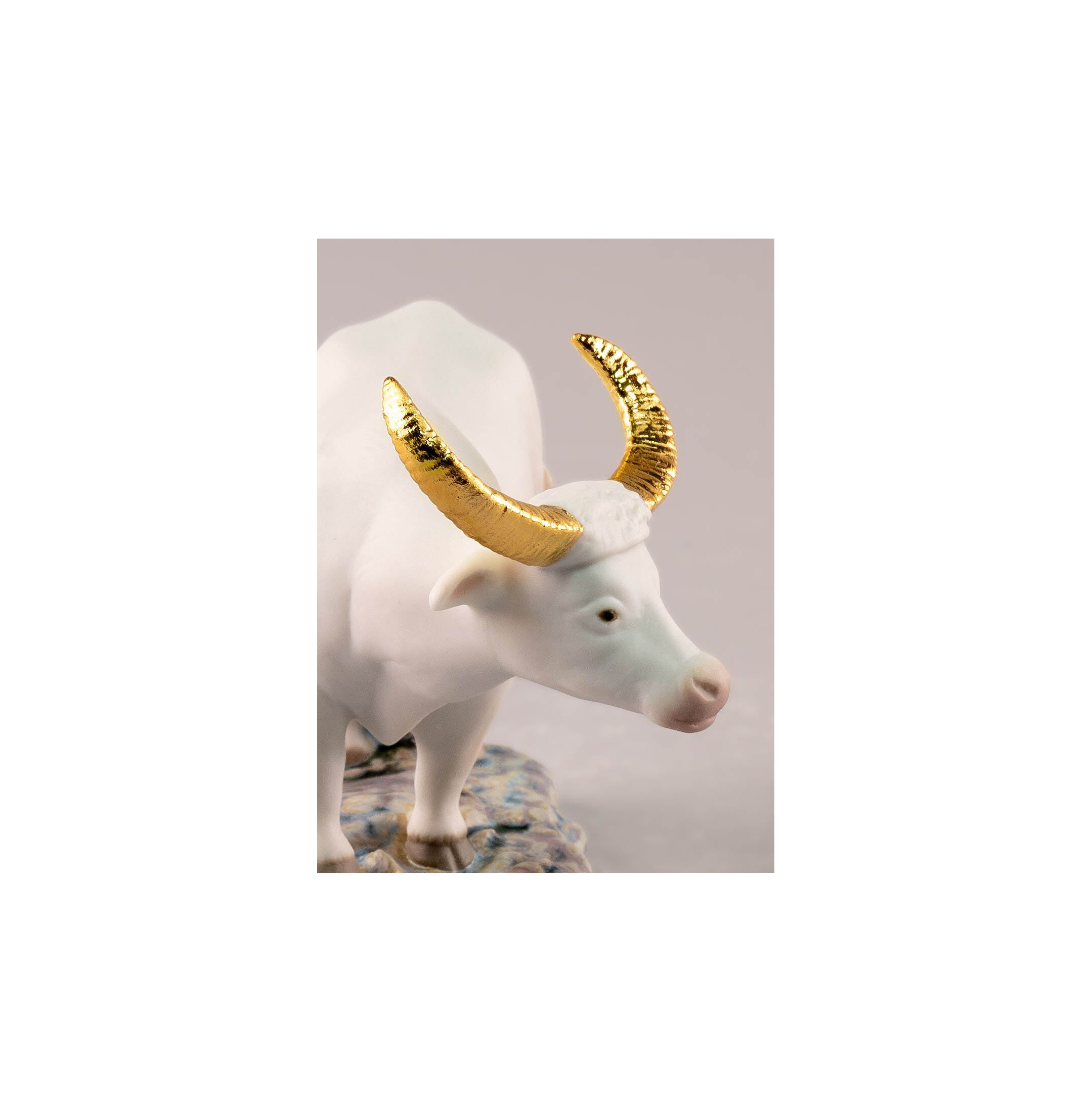 Figurka Wołu Mini Figurka Wołu Mini