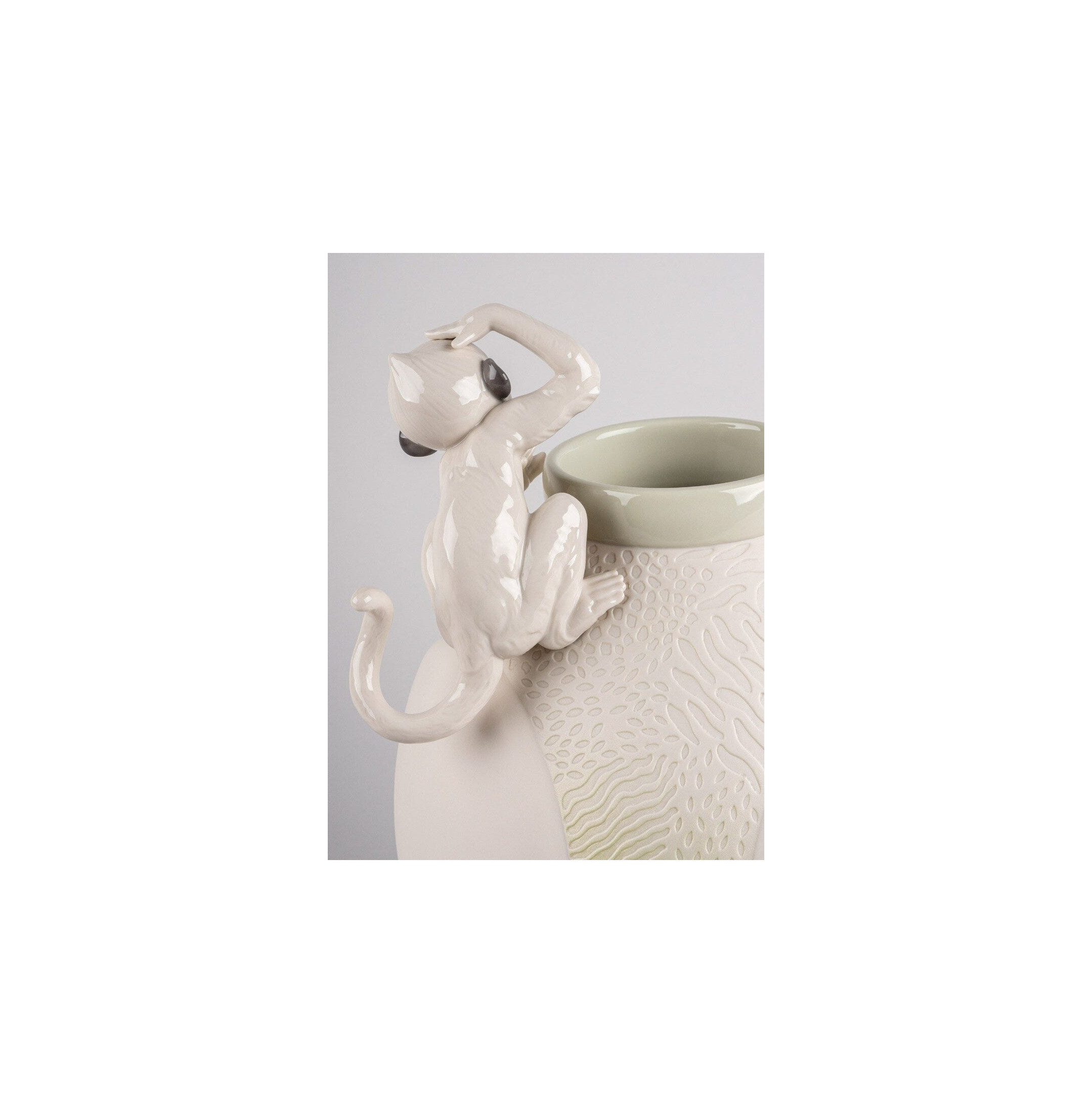 Wazon z małpą Wazon z małpą