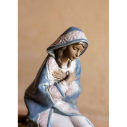 Figurka Maryi Narodzenia Pańskiego. Gres Figurka Maryi Narodzenia Pańskiego. Gres