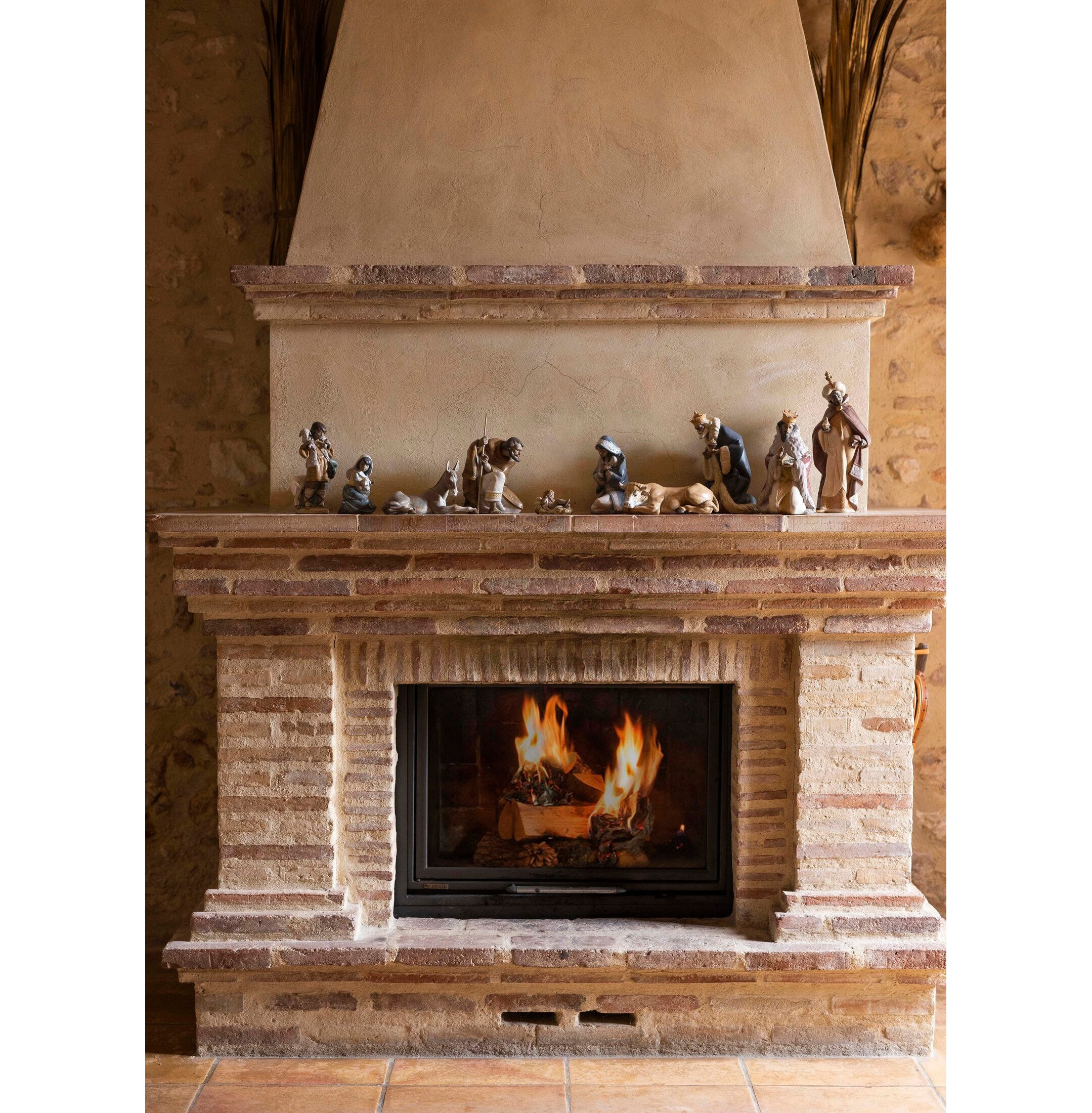 Figurka szopki Gaspara. Gres Figurka szopki Gaspara. Gres