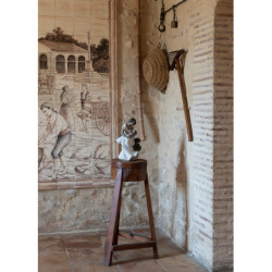 Piękna figurka matki Bonda Piękna figurka matki Bonda