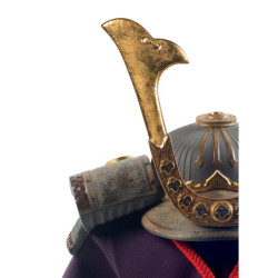 Figurka w hełmie samuraja. Limitowana Figurka w hełmie samuraja. Limitowana