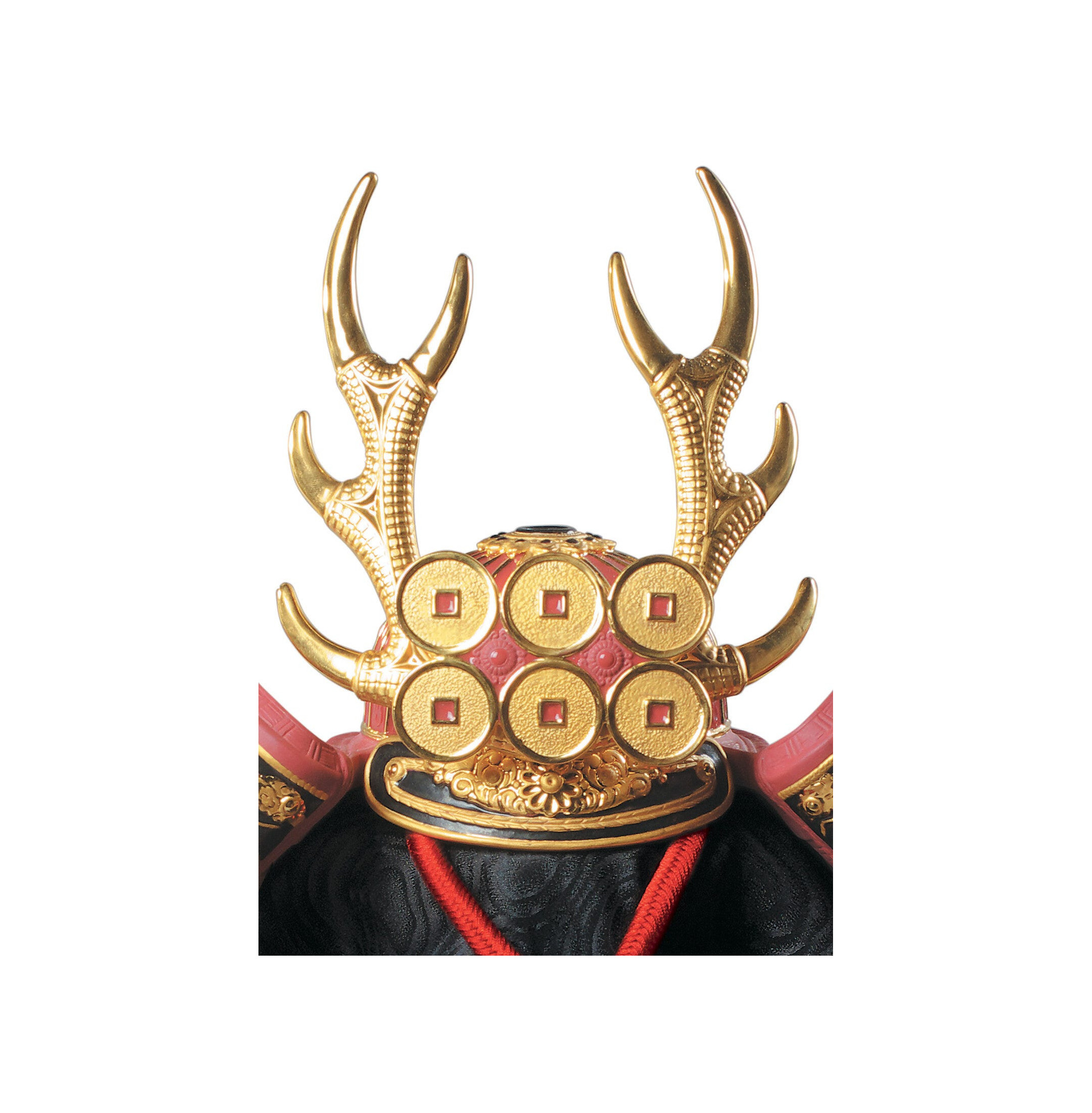 Figurka w czerwonym hełmie samuraja. Złoty połysk Figurka w czerwonym hełmie samuraja. Złoty połysk