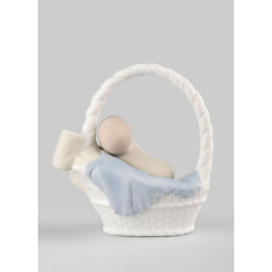 Urodzona w 2023 roku figurka chłopca Urodzona w 2023 roku figurka chłopca