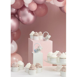 Urodzona w 2023 roku figurka dziewczyny Urodzona w 2023 roku figurka dziewczyny