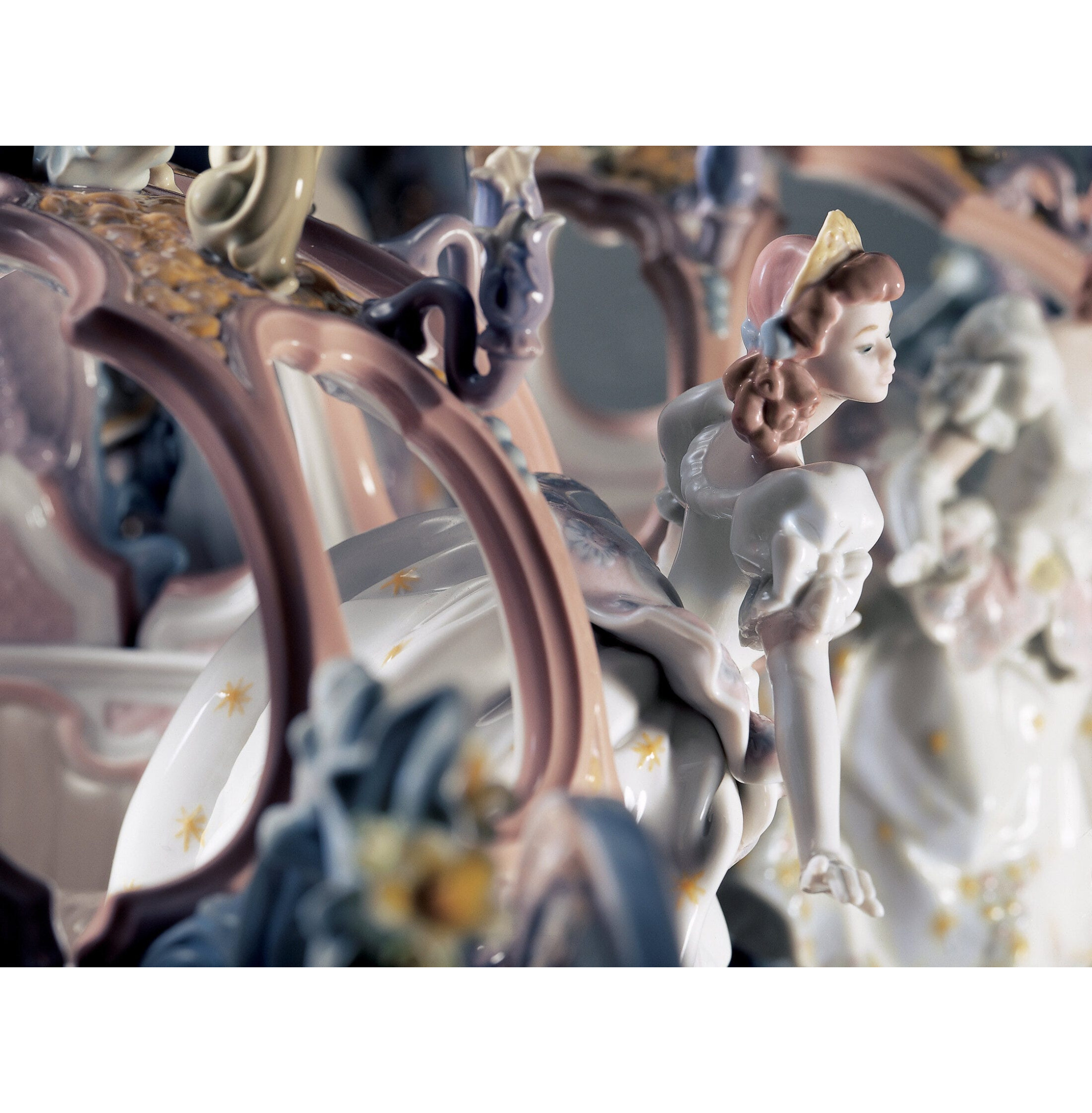 Rzeźba przybycia Kopciuszka. Limitowana Rzeźba przybycia Kopciuszka. Limitowana