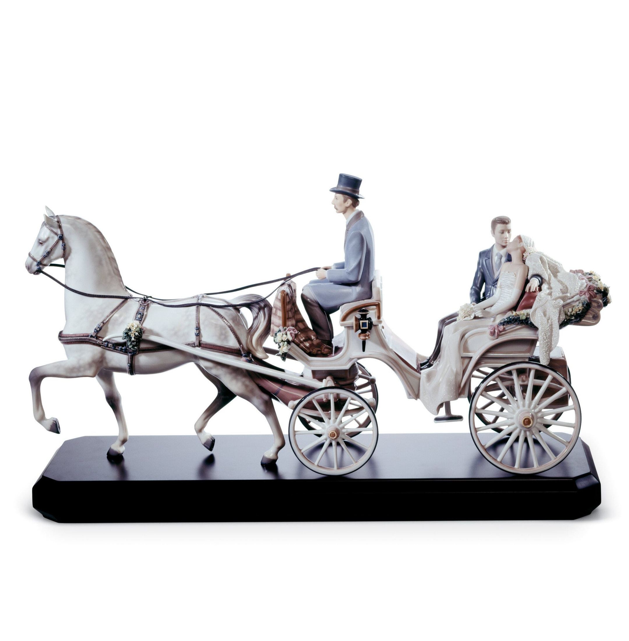 Rzeźba pary powozu ślubnego. Limitowana Rzeźba pary powozu ślubnego. Limitowana