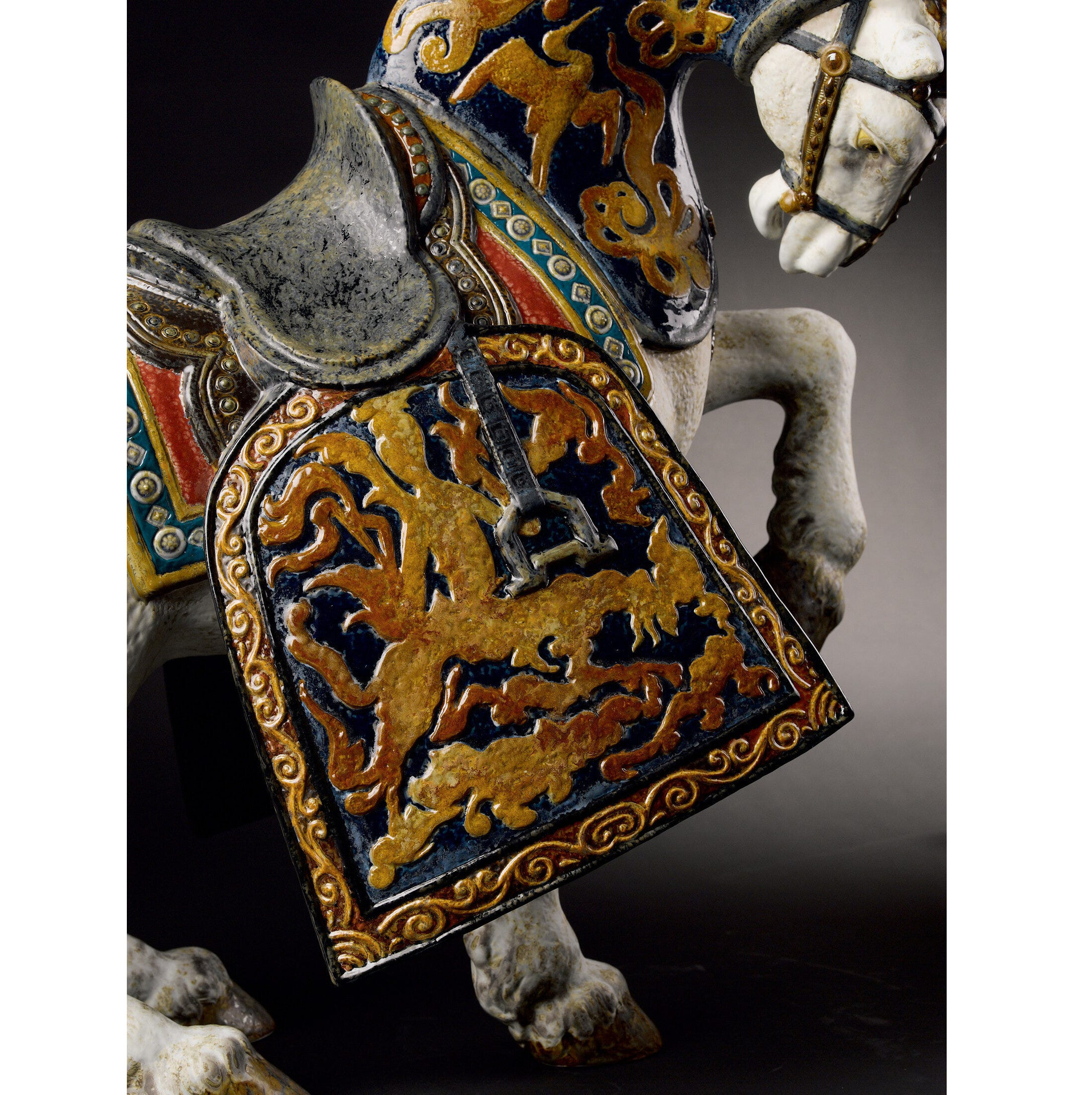 Orientalna rzeźba konia. Limitowana Orientalna rzeźba konia. Limitowana