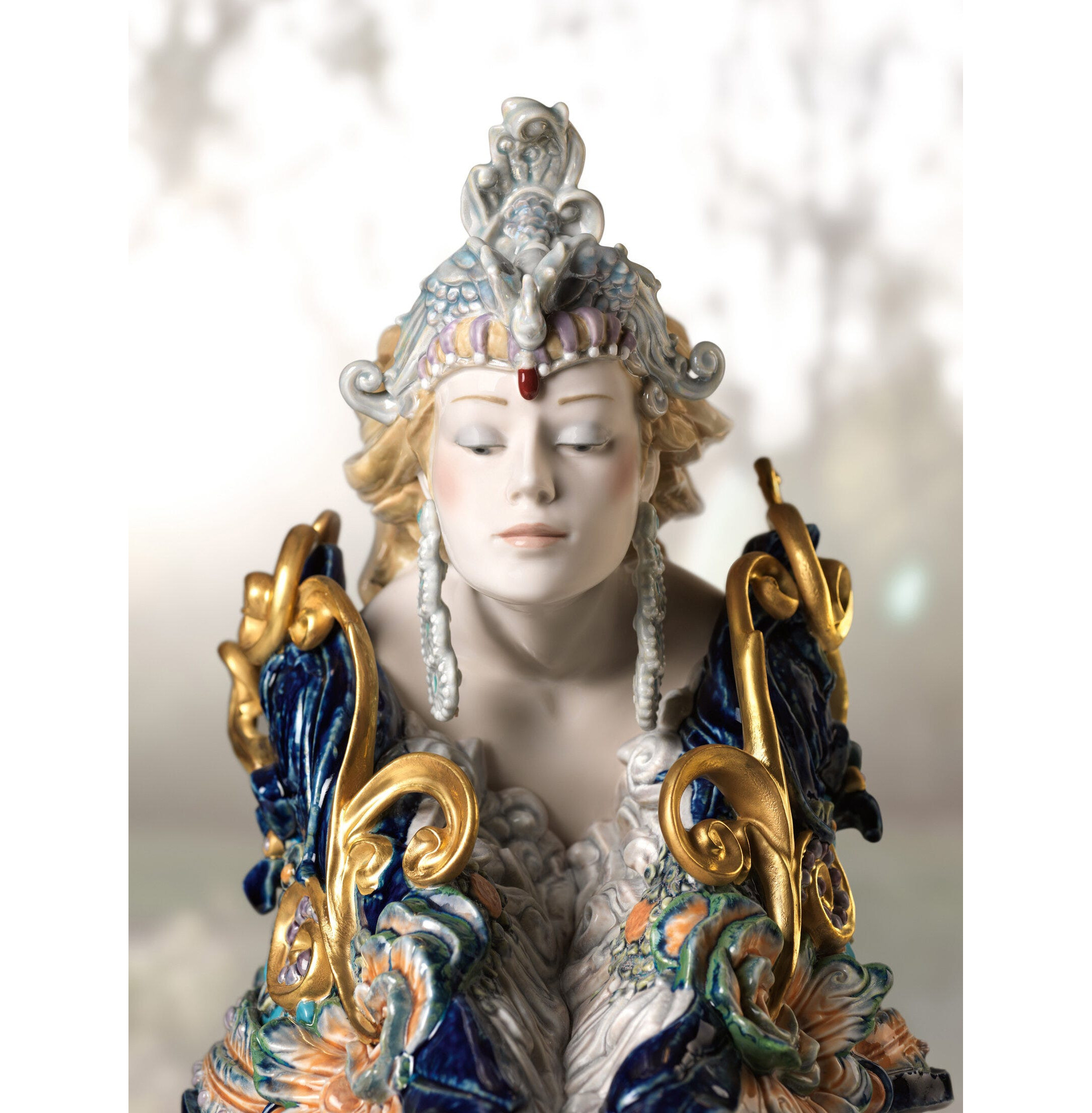 Rzeźba skrzydlatej piękności kobiety. Limitowana Rzeźba skrzydlatej piękności kobiety. Limitowana