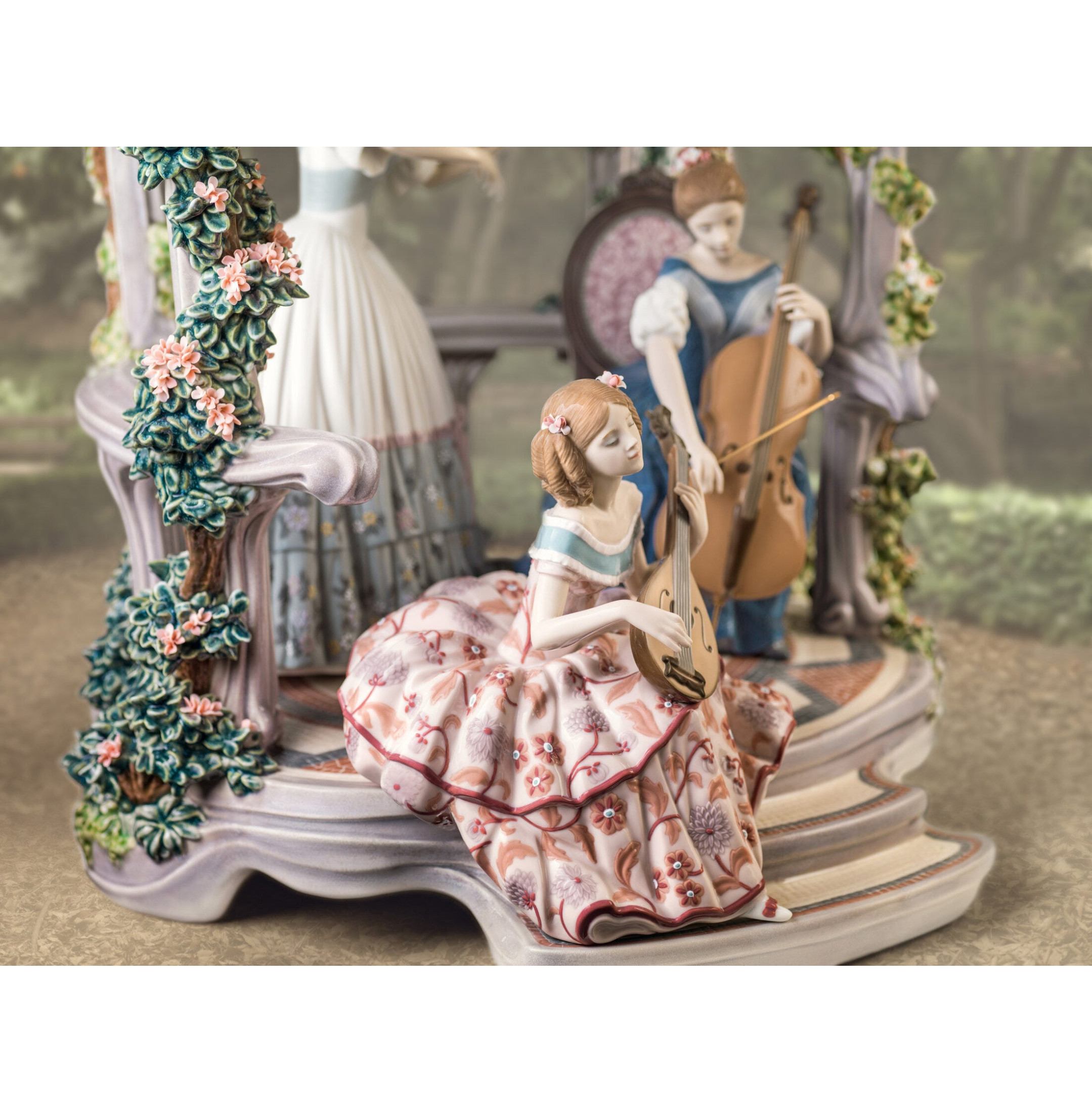 Letnia Symfonia Rzeźba Kobiet. Limitowana Letnia Symfonia Rzeźba Kobiet. Limitowana