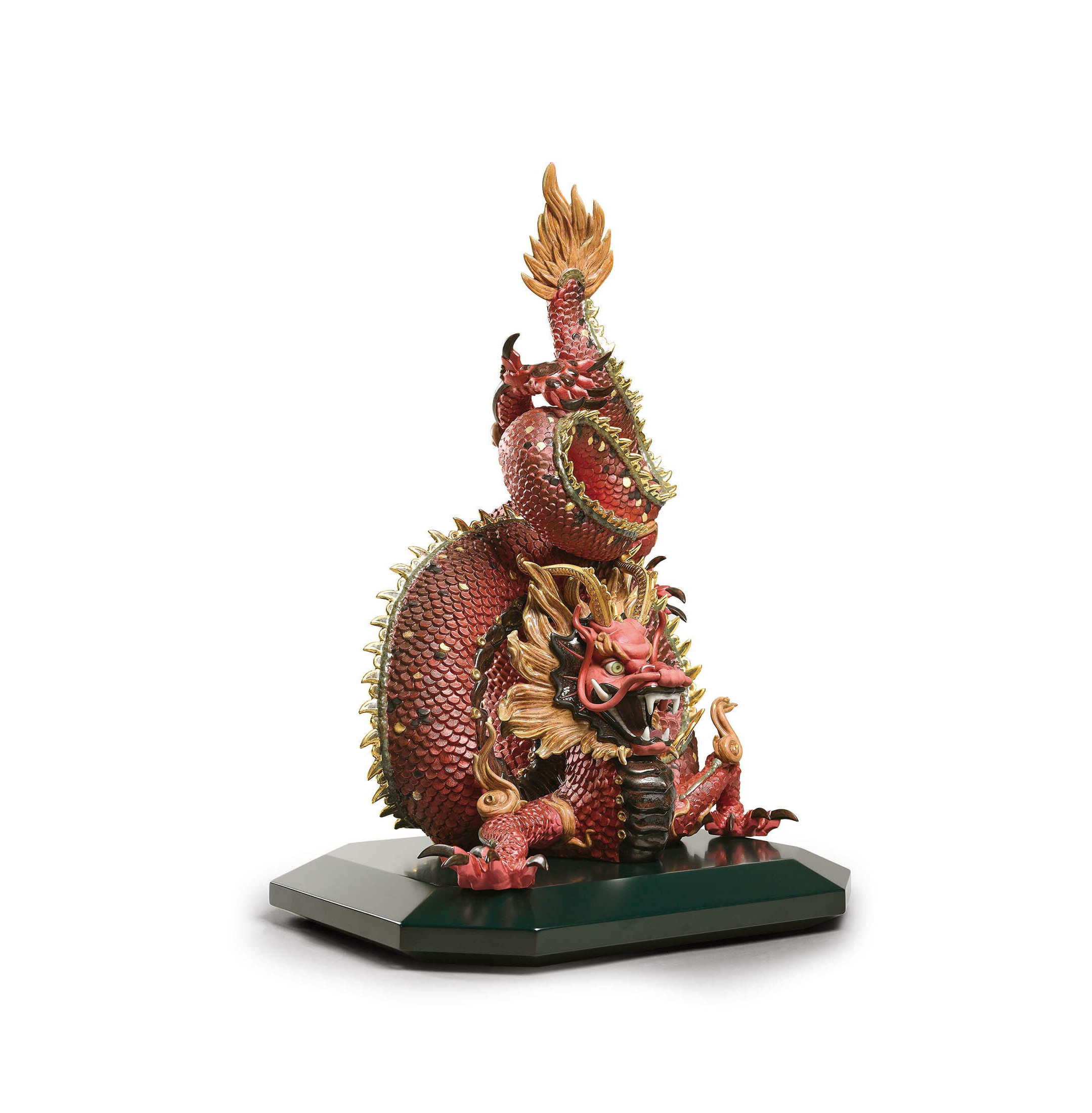 Ochronna rzeźba smoka. Złoty połysk i czerwień. Limitowana Ochronna rzeźba smoka. Złoty połysk i czerwień. Limitowana