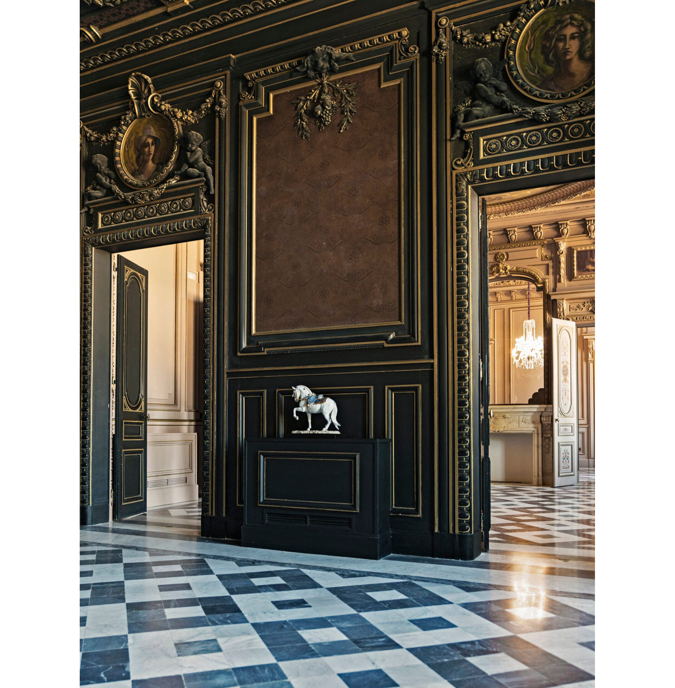 Hiszpańska rzeźba czystej rasy. Koń. Limitowana Hiszpańska rzeźba czystej rasy. Koń. Limitowana