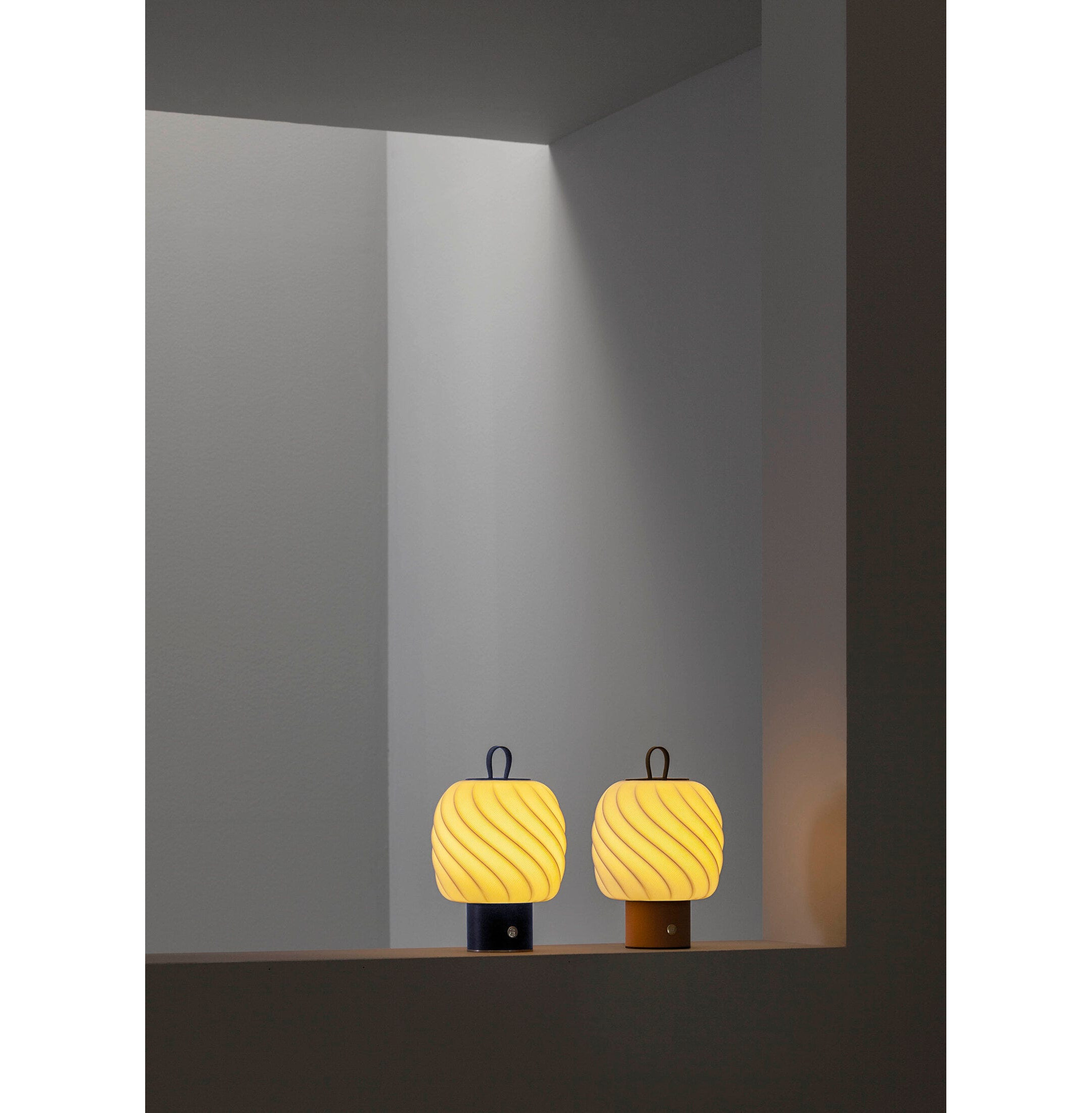 Przenośna lampa do lodów. Średni. Goły Przenośna lampa do lodów. Średni. Goły