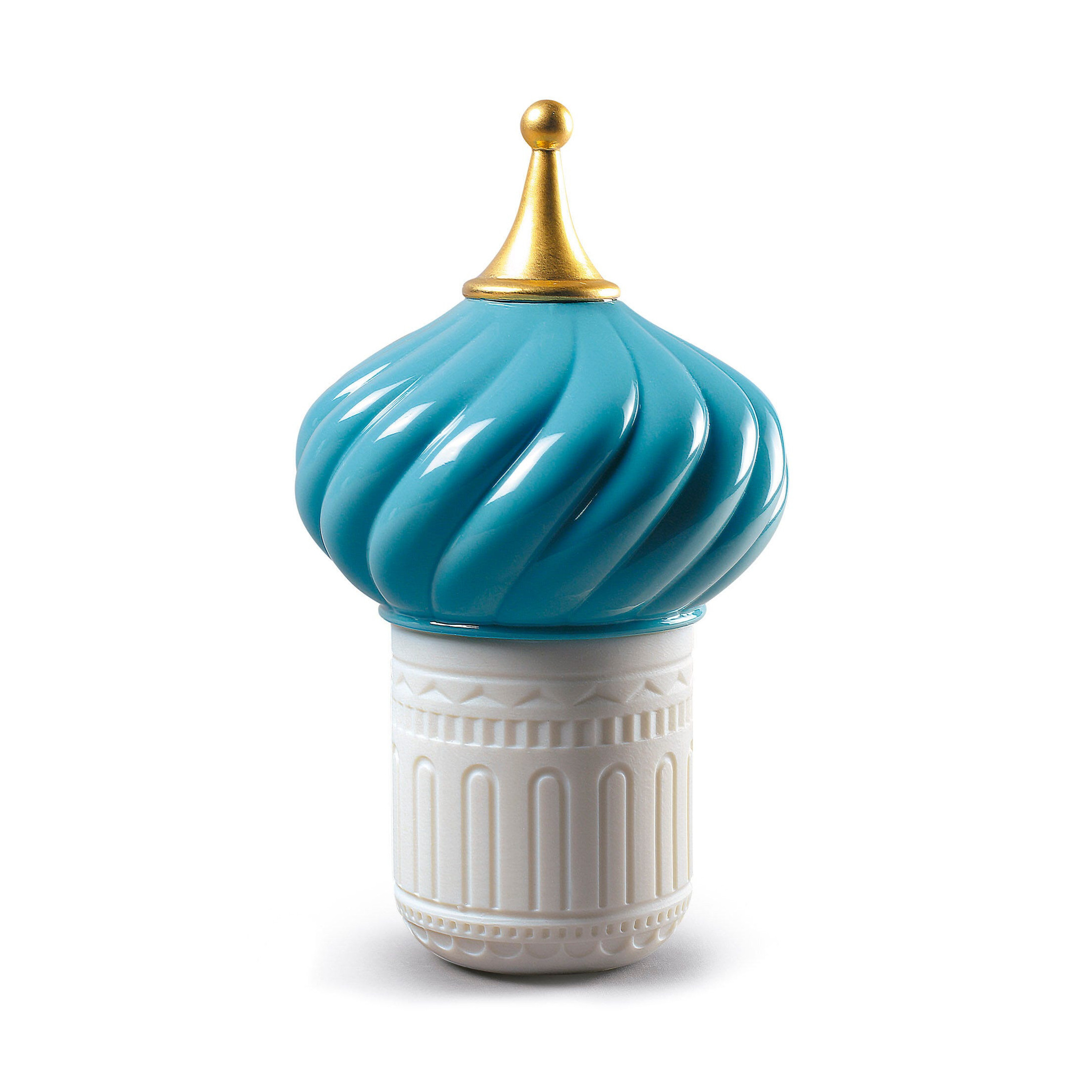 Turkusowa świeca iglica 1001 lamp. Niezniszczalny zapach ducha Turkusowa świeca iglica 1001 lamp. Niezniszczalny zapach ducha