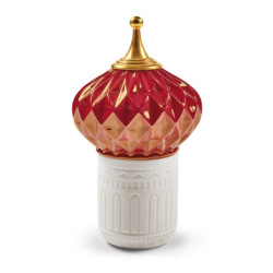 Świeca Purple Spire 1001 światła. Noc zbliża się Zapach Świeca Purple Spire 1001 światła. Noc zbliża się Zapach