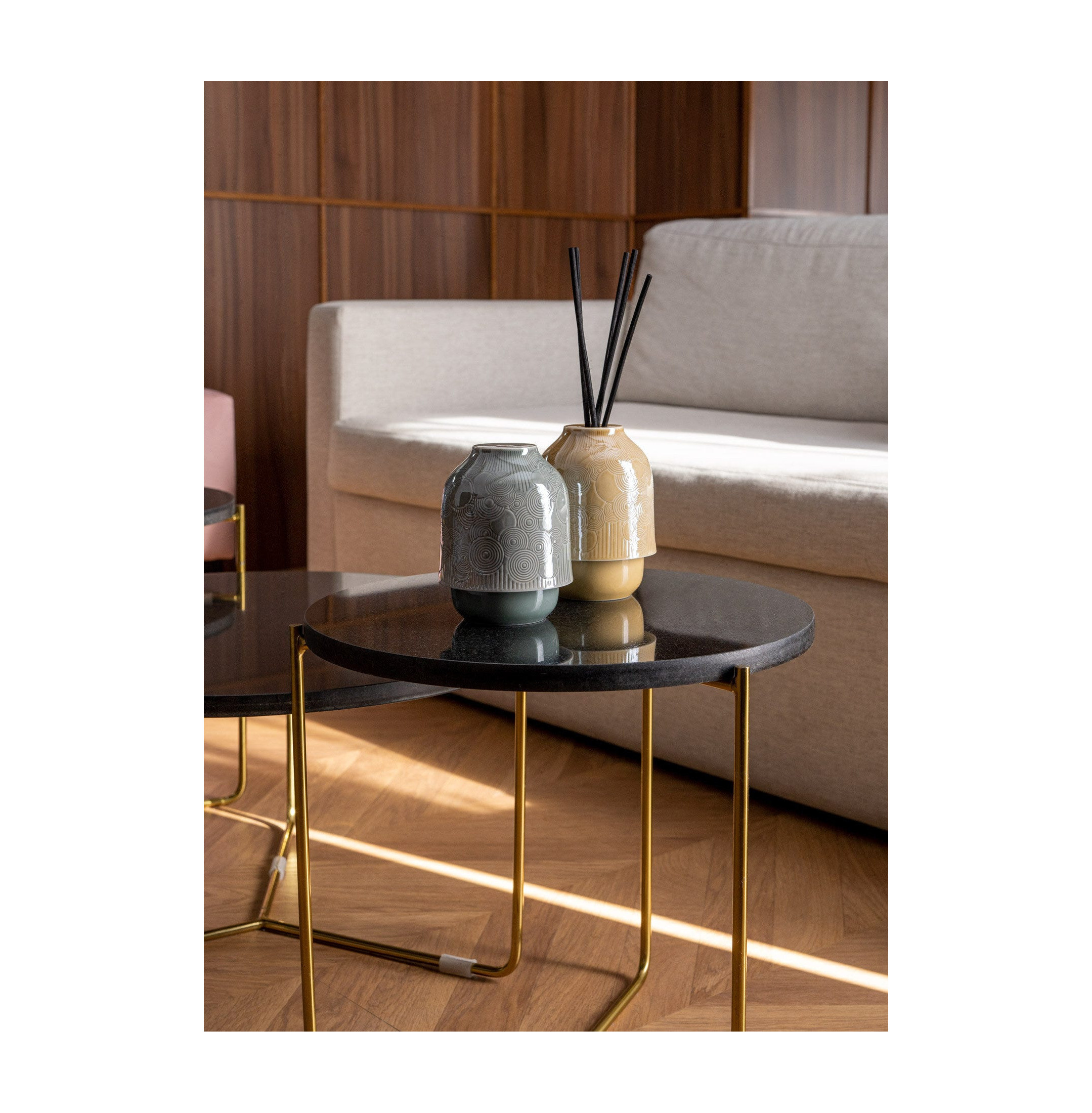 Świeca Campanella. Zapach ognia sekwoi Świeca Campanella. Zapach ognia sekwoi