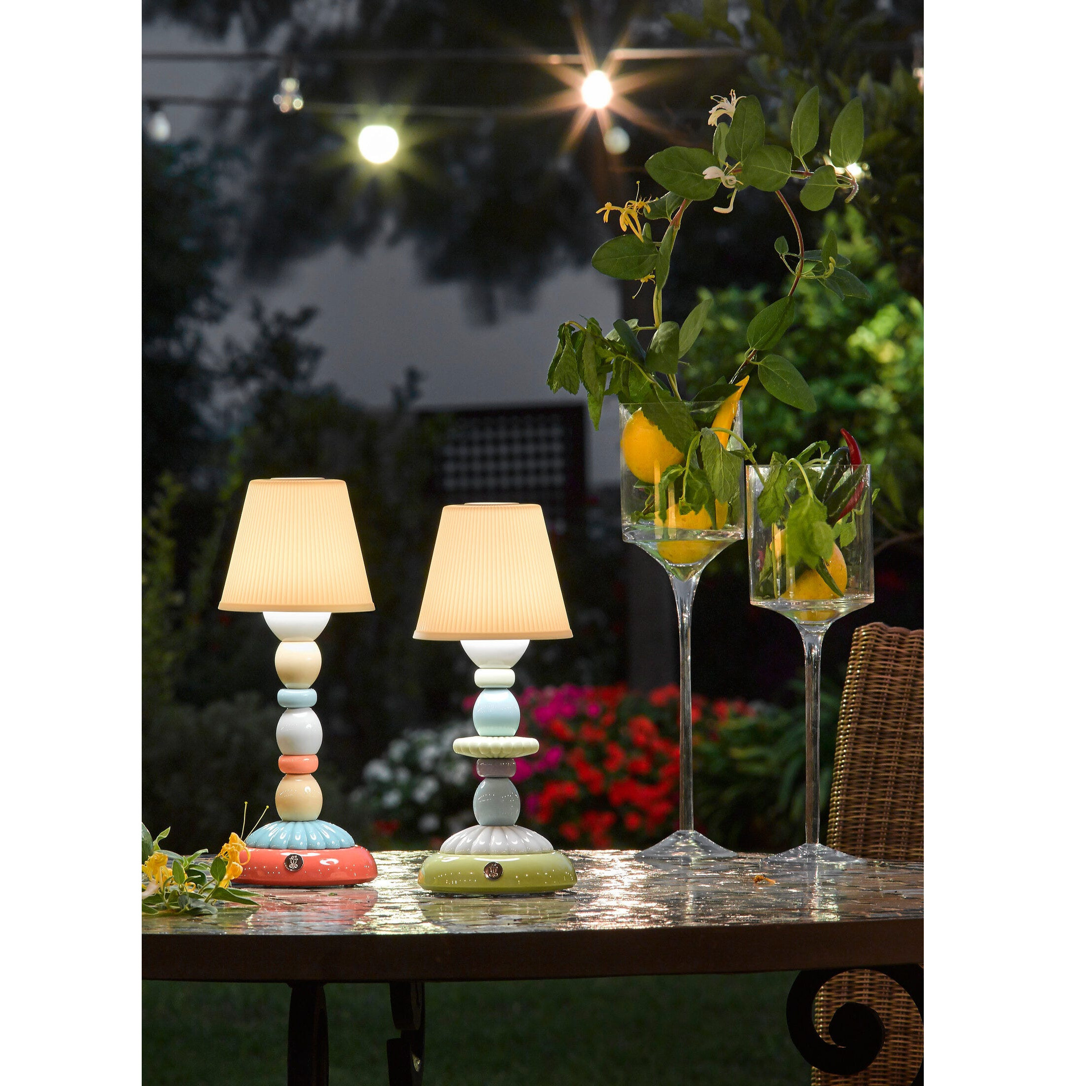 Lampa Lotus Firefly (zielona i niebieska) Lampa Lotus Firefly (zielona i niebieska)