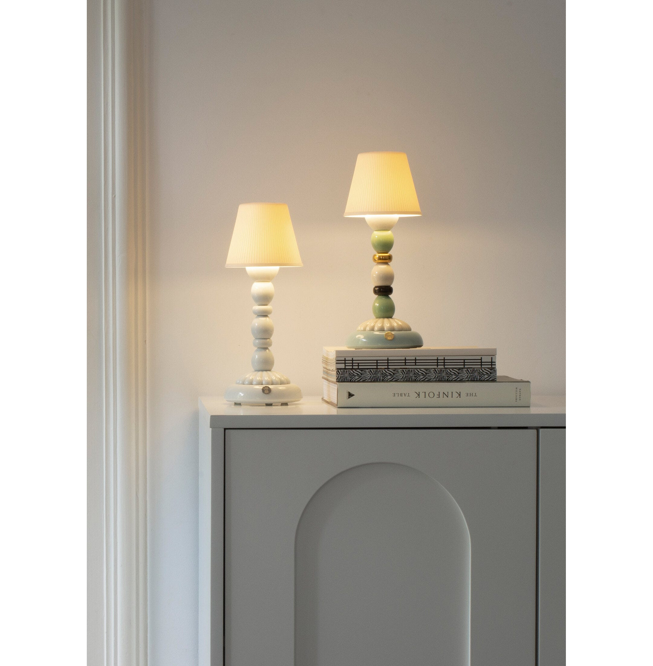 Lampa Palm Firefly (biała) Lampa Palm Firefly (biała)