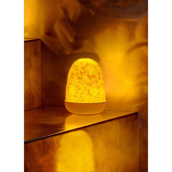 Koronkowa lampa kopułowa Koronkowa lampa kopułowa