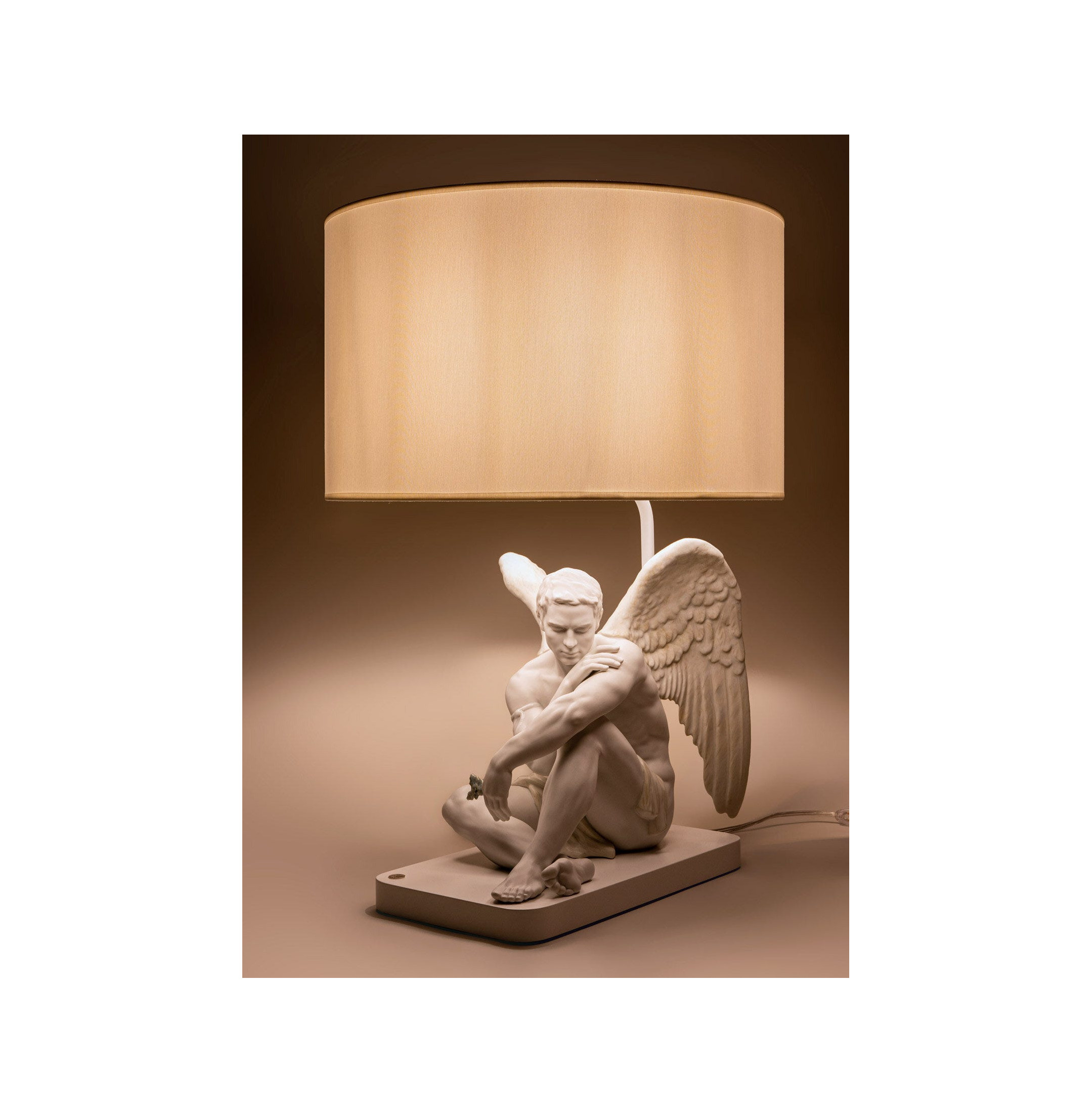 Ochronna lampa stołowa Angel (CE) Ochronna lampa stołowa Angel (CE)