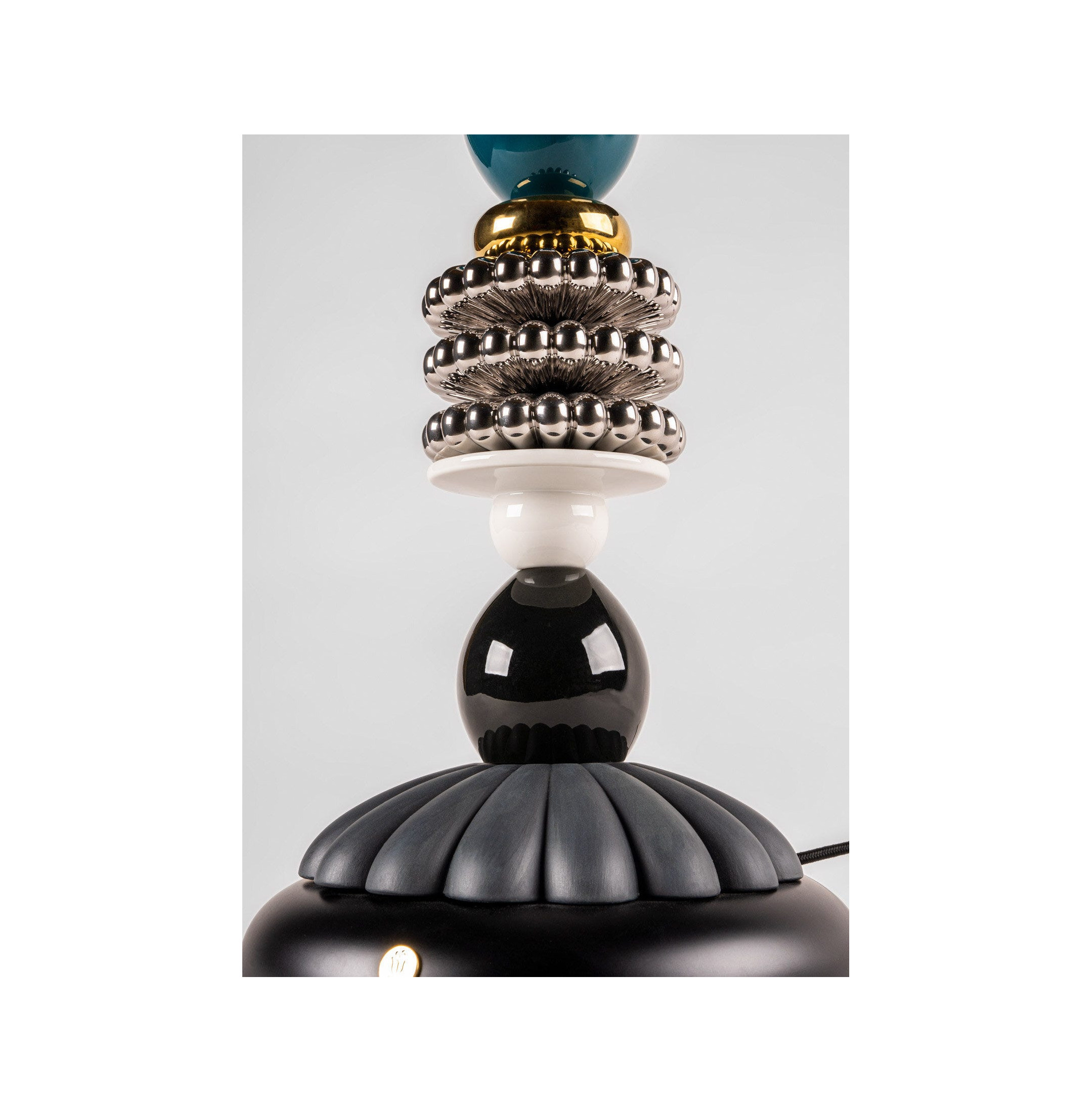 Lampa stołowa Firefly autorstwa Olgi Hanono (CE) Lampa stołowa Firefly autorstwa Olgi Hanono (CE)